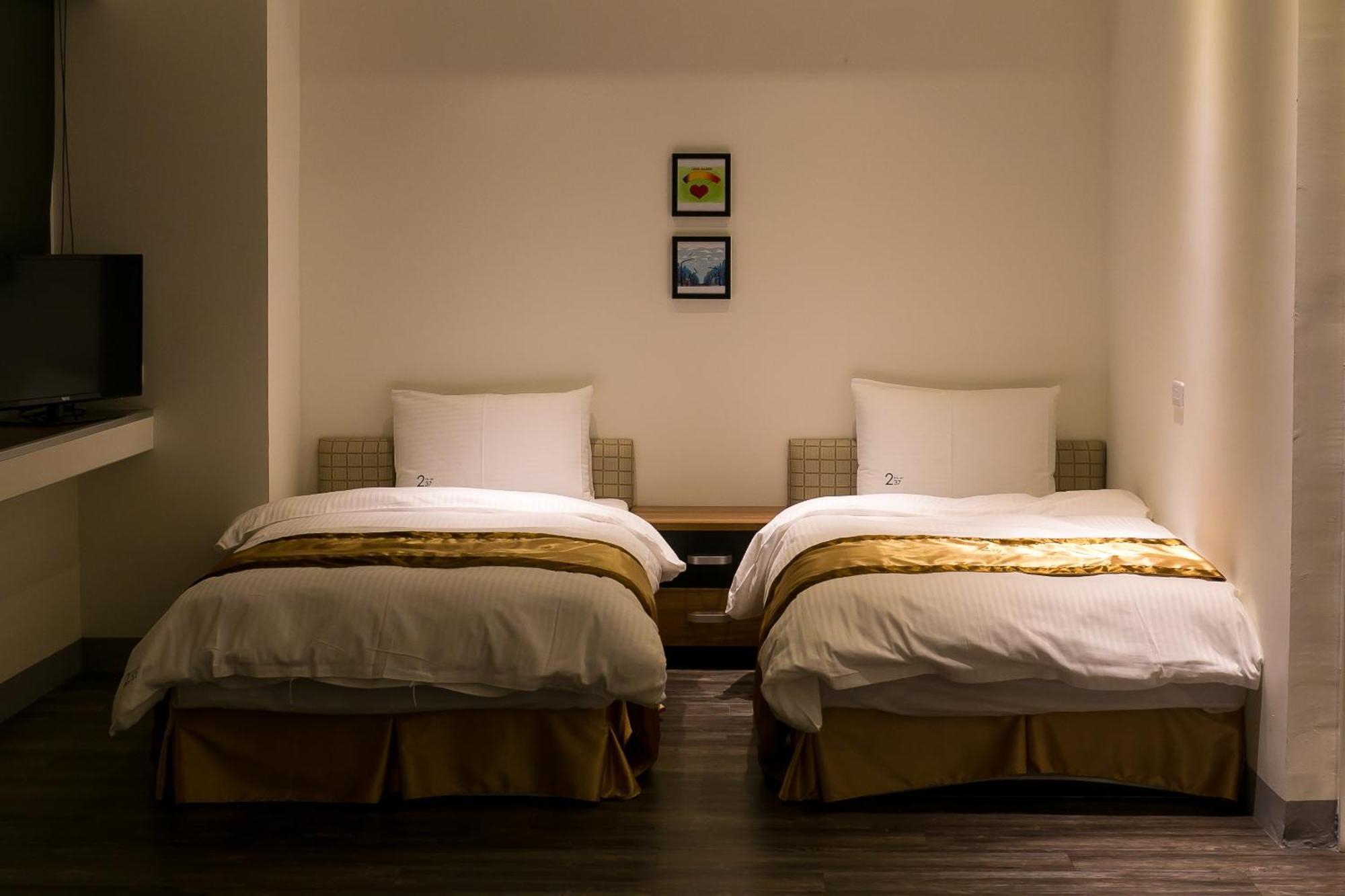 237 Hotel Kaohsziung Szoba fotó