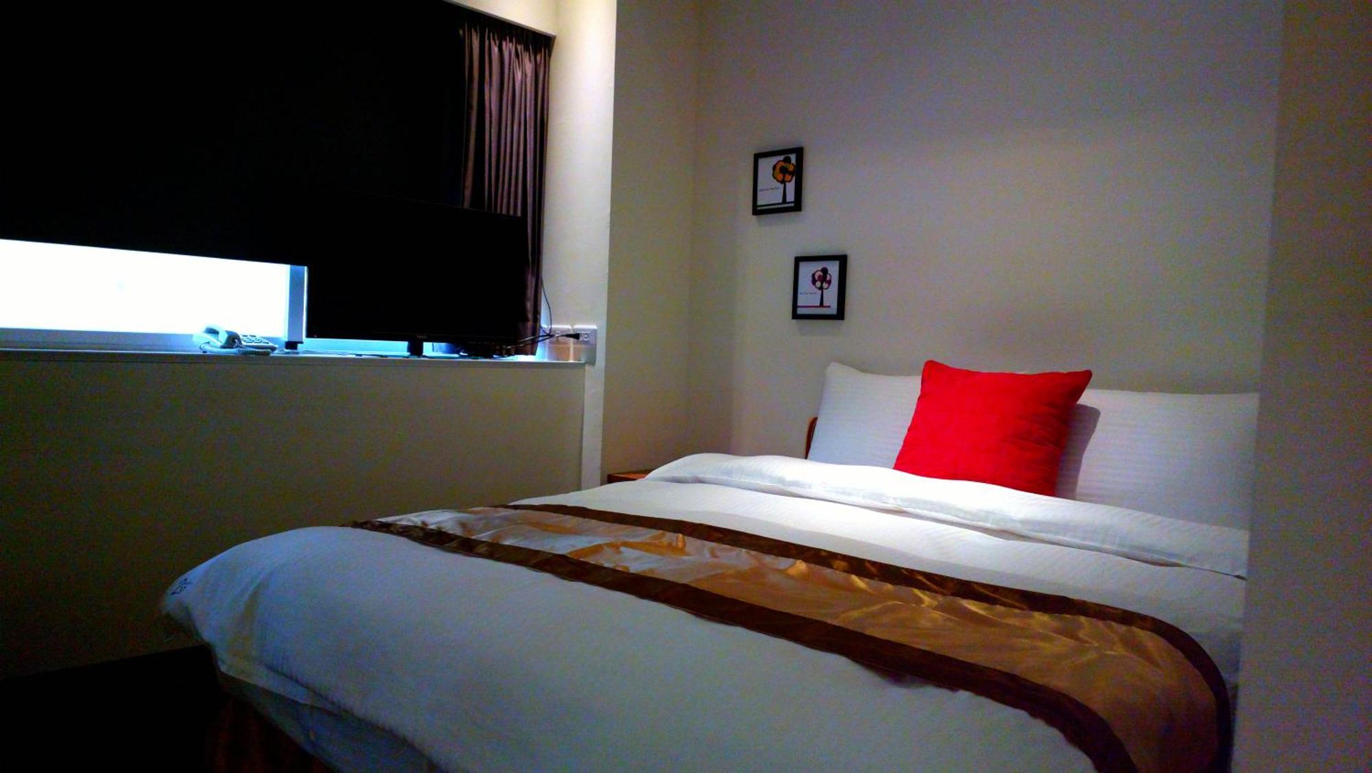 237 Hotel Kaohsziung Szoba fotó